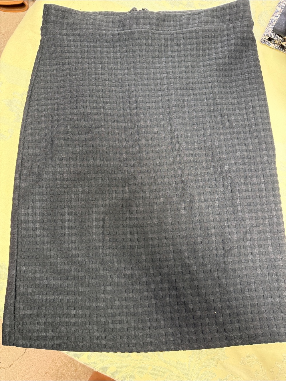 Banana Republic Black Textured Pencil Skirt